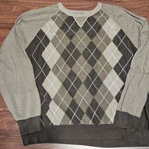 Old Navy Men's Argyle Brown Crewneck Sweater